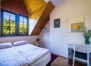 pokój nr 7 sypialnia